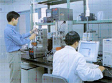 Cultivation of microrganisms by bioreactor system